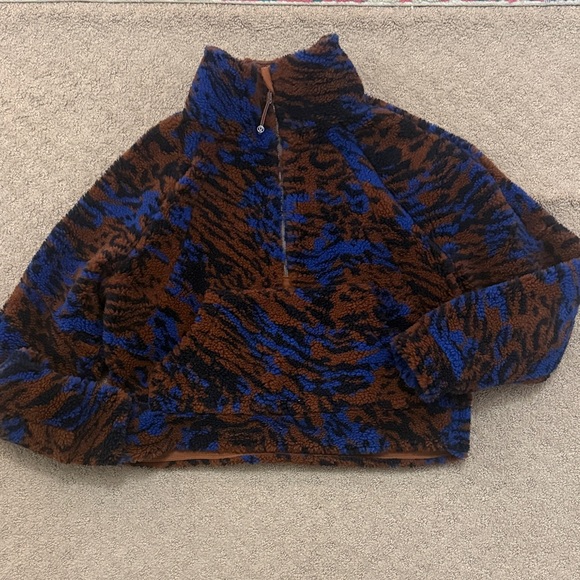 Lululemon Scuba Fleece Half Zip - Picture 2 of 4